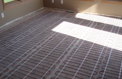 Електричні теплі підлоги під паркетну дошку. Чи можна робити тепла підлога під паркетну дошку