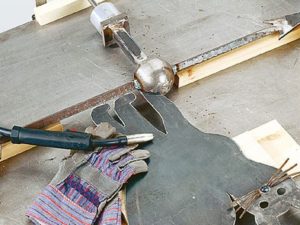 Вгадуємо напрямок вітру: встановлюємо на дах флюгер. Що таке флюгер символіка і значення
