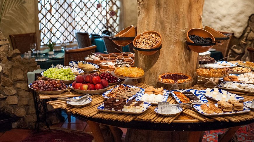 Казахський стіл. » краще один раз шиж-миж...  казахські традиції дастархана