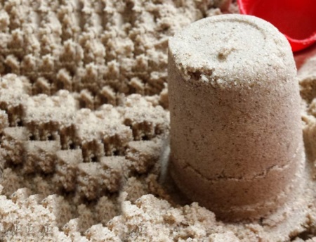 Пісок з крохмалю і води. Робимо самі кінетичний пісок в домашніх умовах: поради та рекомендації