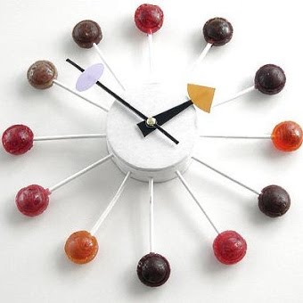 Як зробити великий годинник. Оригінальний декор годин можна створити і своїми руками