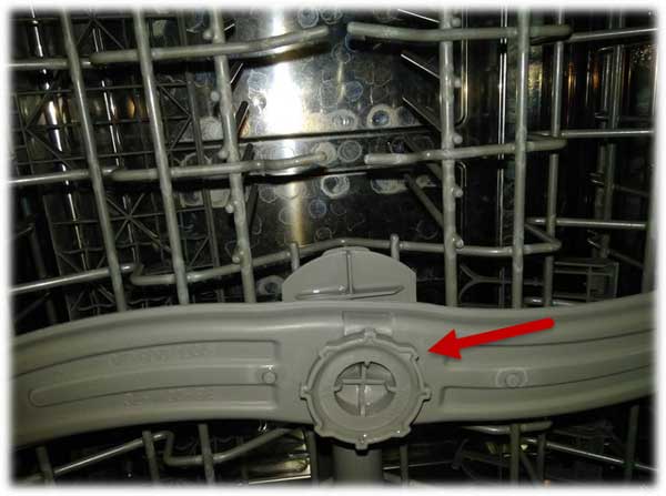 Посудомийна машина bosch не заливає воду. Несправності посудомийної машини бош як включити примусовий злив